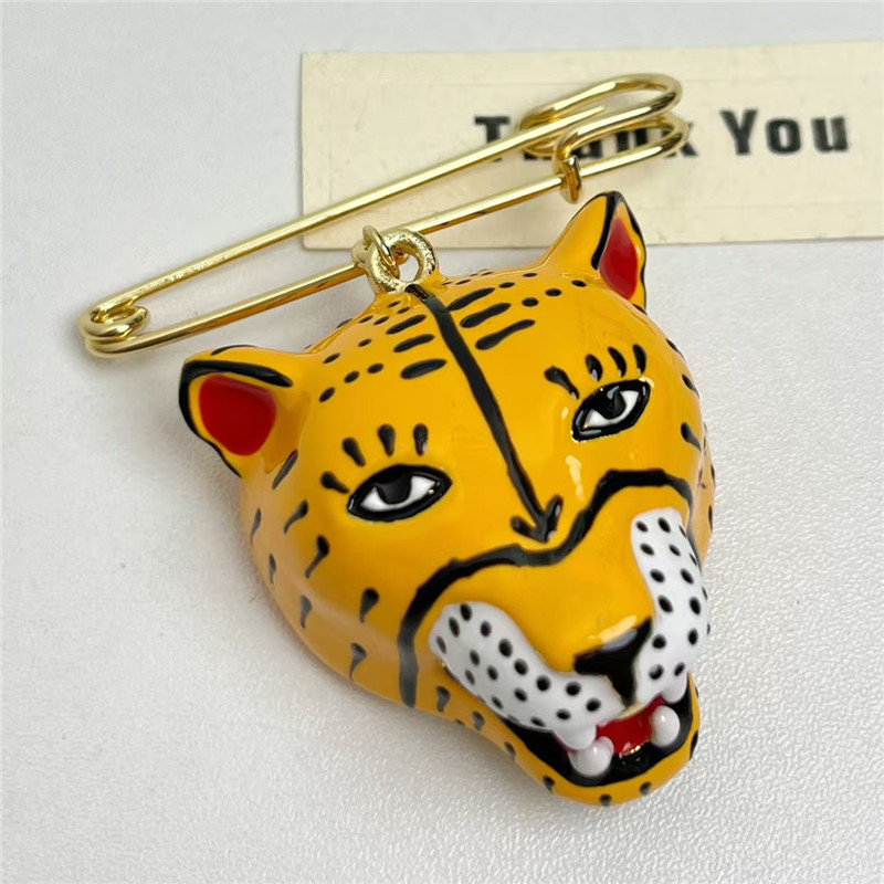 Elegante Emaille-Tiger-Brosche – Women'S Formal Wear Accessories Bewertung und Preis