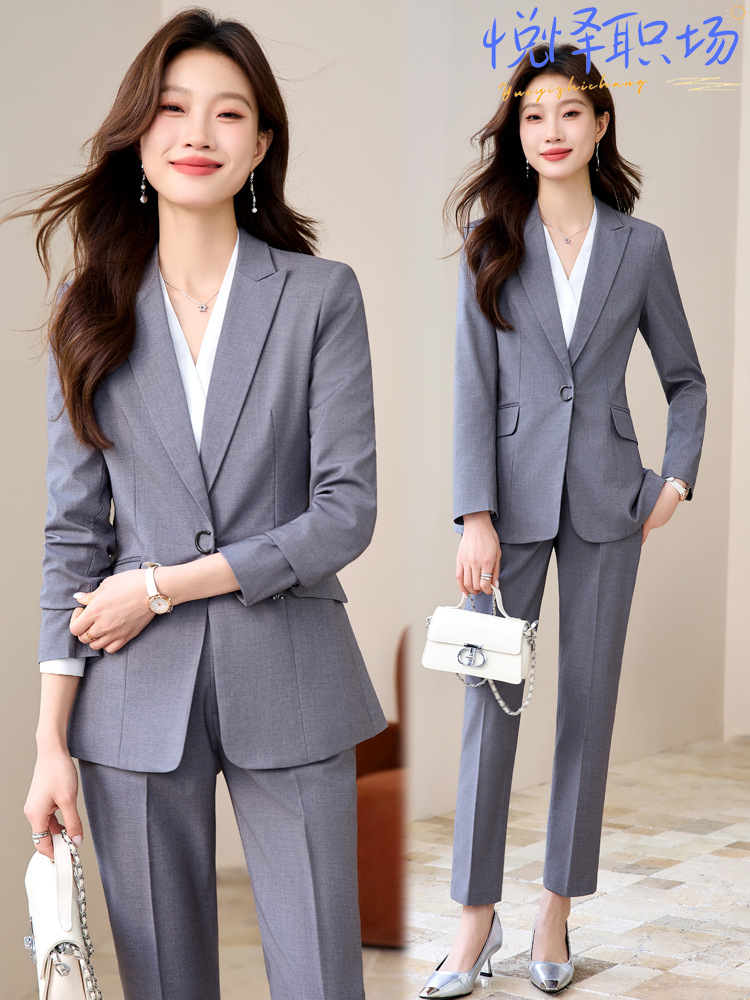 Damen-Anzug-Set: Professionell – High End Women'S Formal Wear Bewertung und Preis